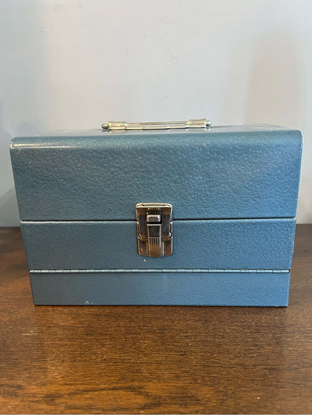 Vintage Logan Super 8mm Film Blue Metal Storage Box Case Holds 12 Reel Slots GUC